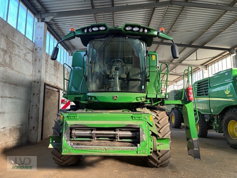 Mähdrescher du type John Deere T670, Gebrauchtmaschine en Zorbau (Photo 2)