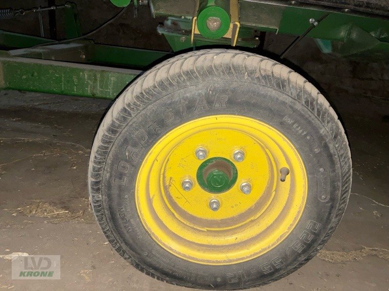 Mähdrescher du type John Deere T670, Gebrauchtmaschine en Zorbau (Photo 29)
