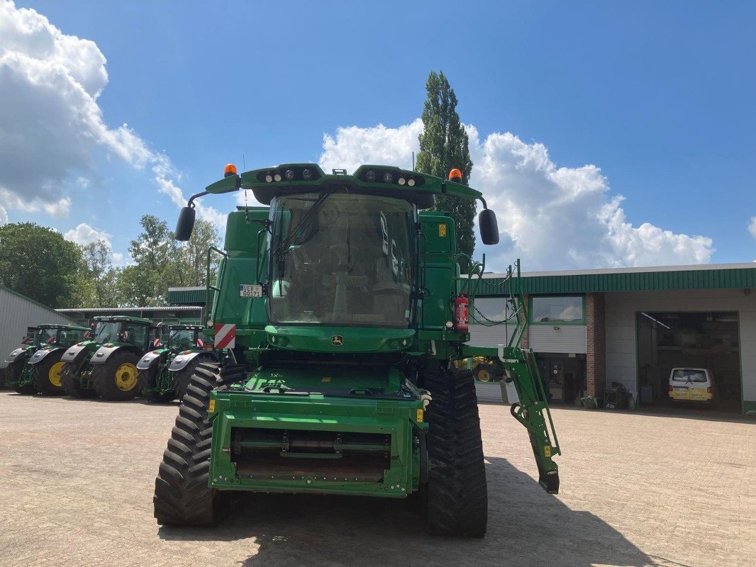 Mähdrescher of the type John Deere T670, Neumaschine in Sittensen (Picture 6)