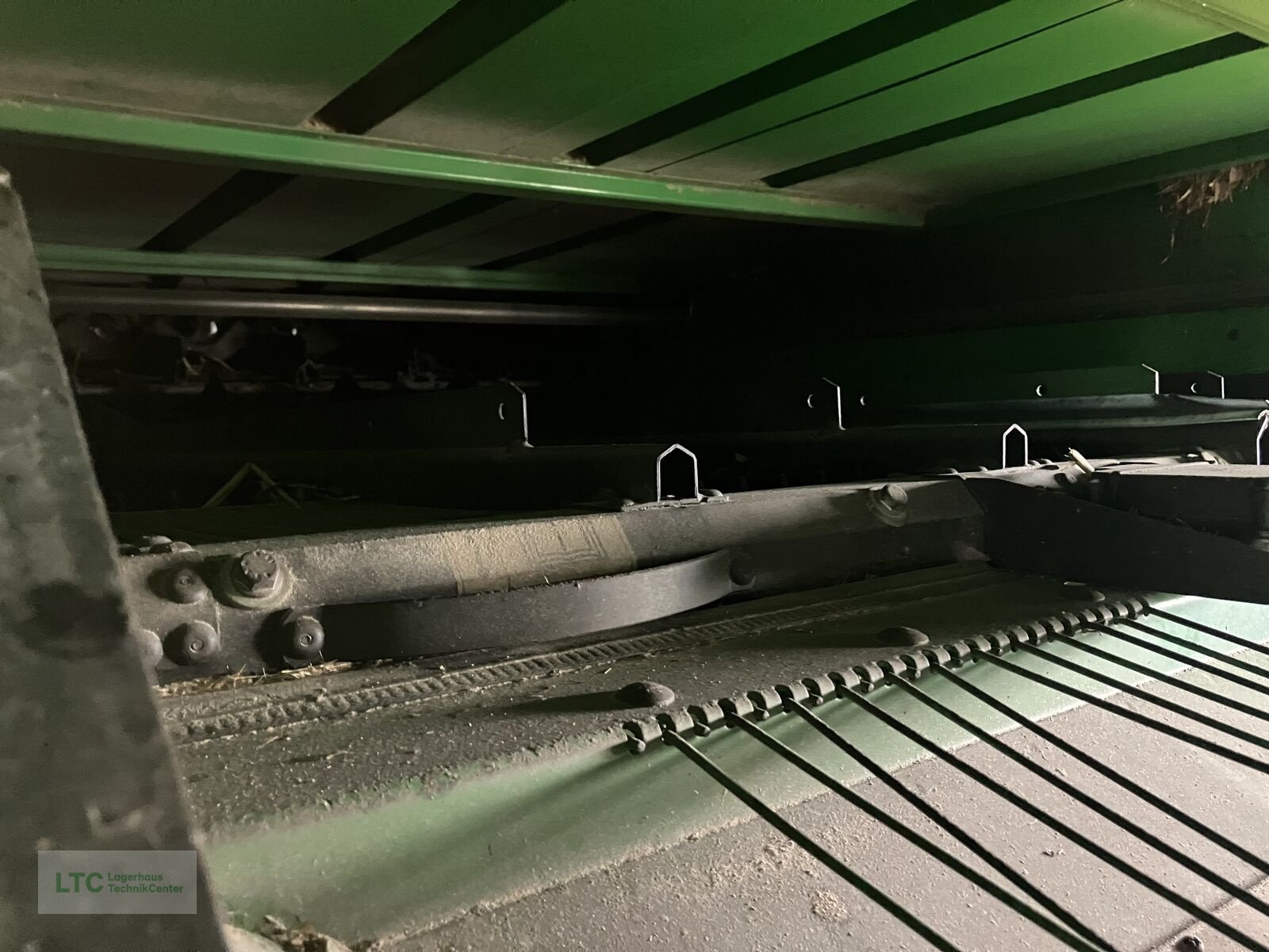 Mähdrescher of the type John Deere T670, Gebrauchtmaschine in Redlham (Picture 24)