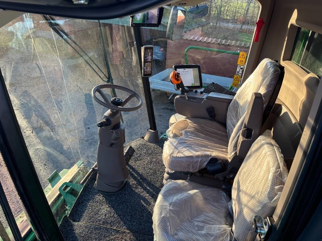 Mähdrescher des Typs John Deere T670I 4WD, Gebrauchtmaschine in Brønderslev (Bild 9)