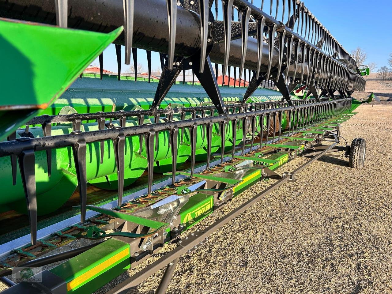 Mähdrescher tip John Deere T670i Raupe, ProDrive, Neumaschine in Triebes (Poză 9)