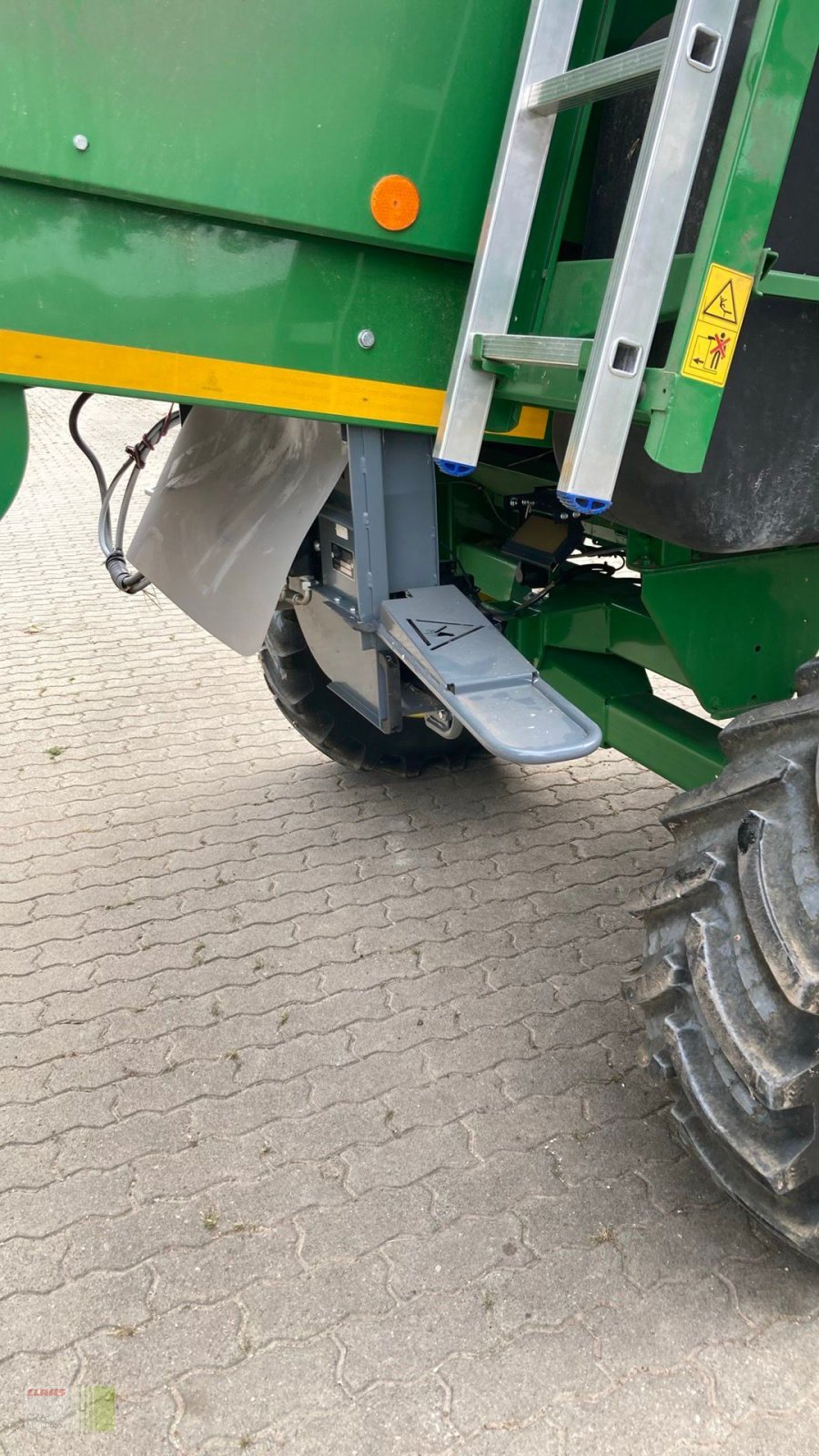 Mähdrescher typu John Deere W 330, Gebrauchtmaschine w Heilsbronn (Zdjęcie 8)