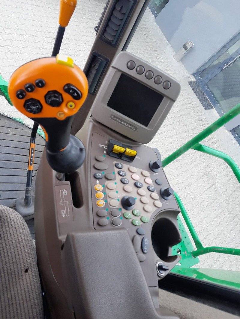 Mähdrescher of the type John Deere W 540, Gebrauchtmaschine in Mrągowo (Picture 11)