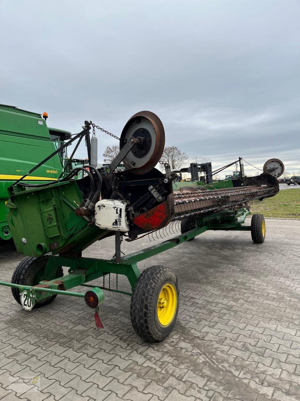 Mähdrescher des Typs John Deere W 650, Gebrauchtmaschine in Schora (Bild 21)