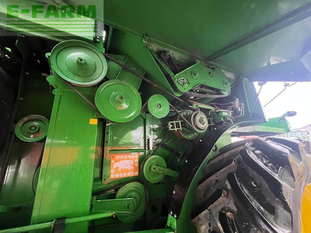 Mähdrescher des Typs John Deere W440, Gebrauchtmaschine in OSIJEK (Bild 10)