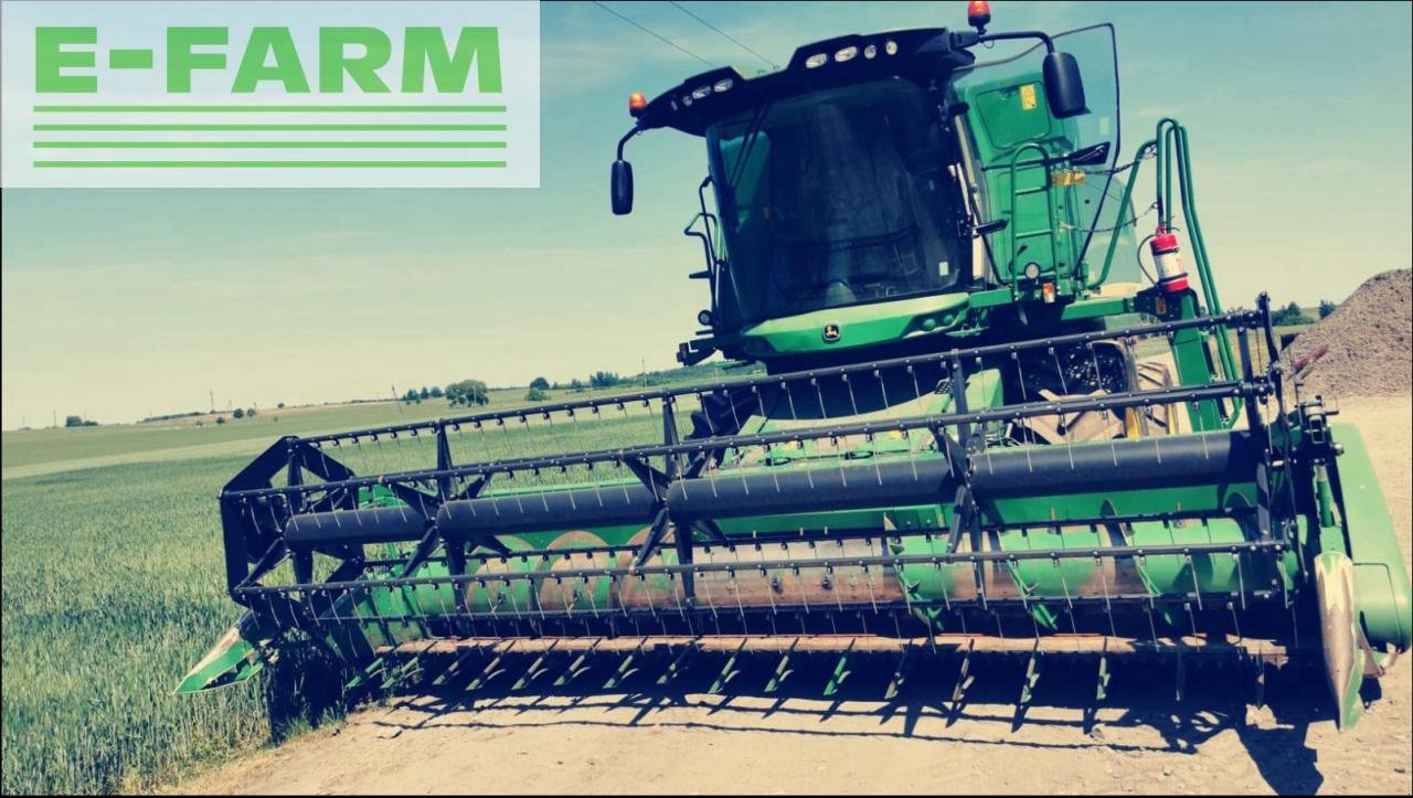 Mähdrescher of the type John Deere W540, Gebrauchtmaschine in Hamburg (Picture 3)