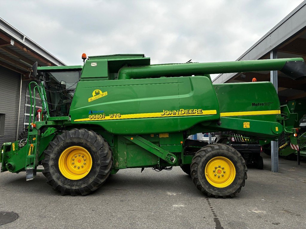 Mähdrescher of the type John Deere WTS 9580 HM, Gebrauchtmaschine in Regensdorf (Picture 3)