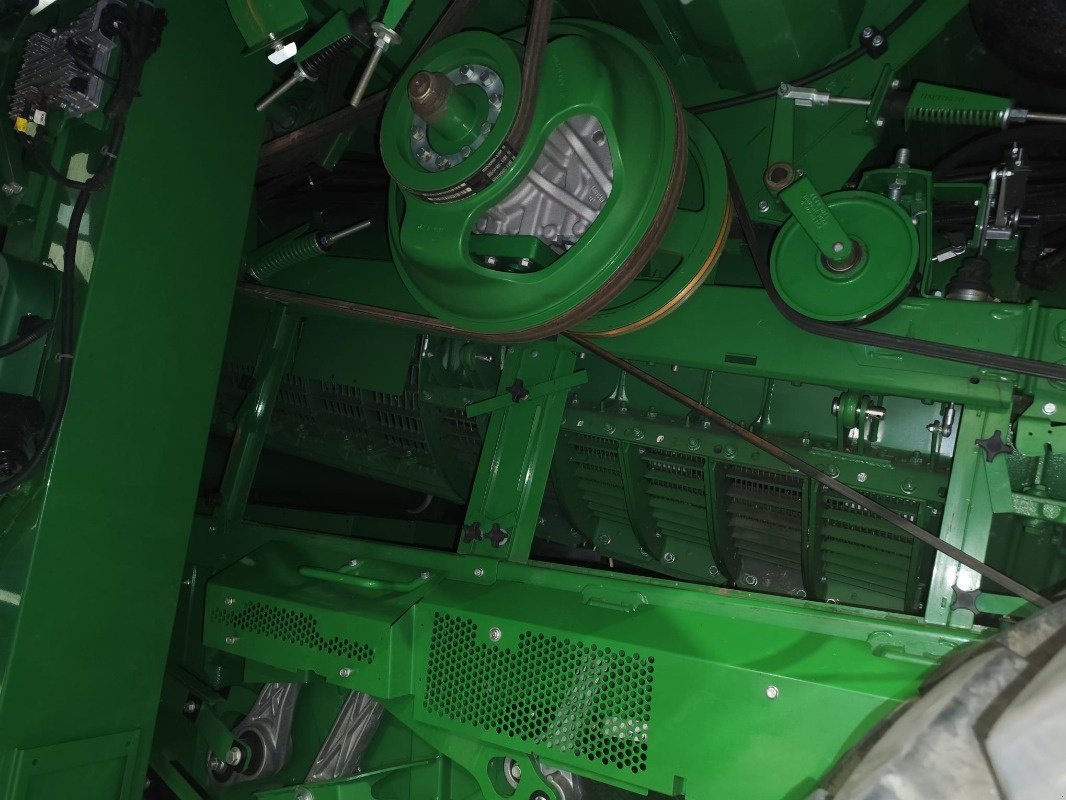 Mähdrescher типа John Deere X9 1000 mit HD40X, SWW, PGPP, Gebrauchtmaschine в Barnstädt (Фотография 17)