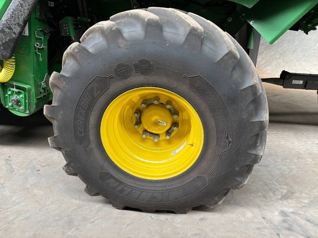 Mähdrescher des Typs John Deere X9 1000, Gebrauchtmaschine in Brønderslev (Bild 7)