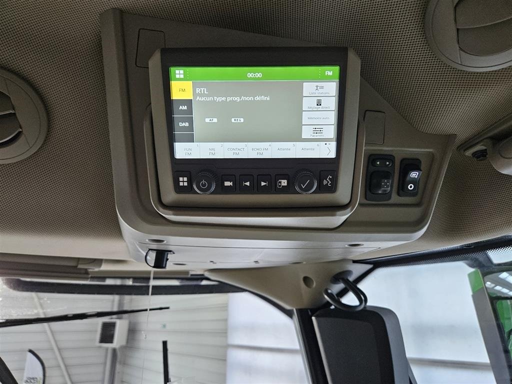 Mähdrescher a típus John Deere X9 1100 VI GIVER 50 TIMERS HØSTGARANTI I DK!!! KUN 66 høst timer!!! Sammelign selv prisen med markedet!!! INCL. HDX45 Draper skærebord og bælter. Se komplet og fuld udstyrsliste her under., Gebrauchtmaschine ekkor: Kolding (Kép 13)