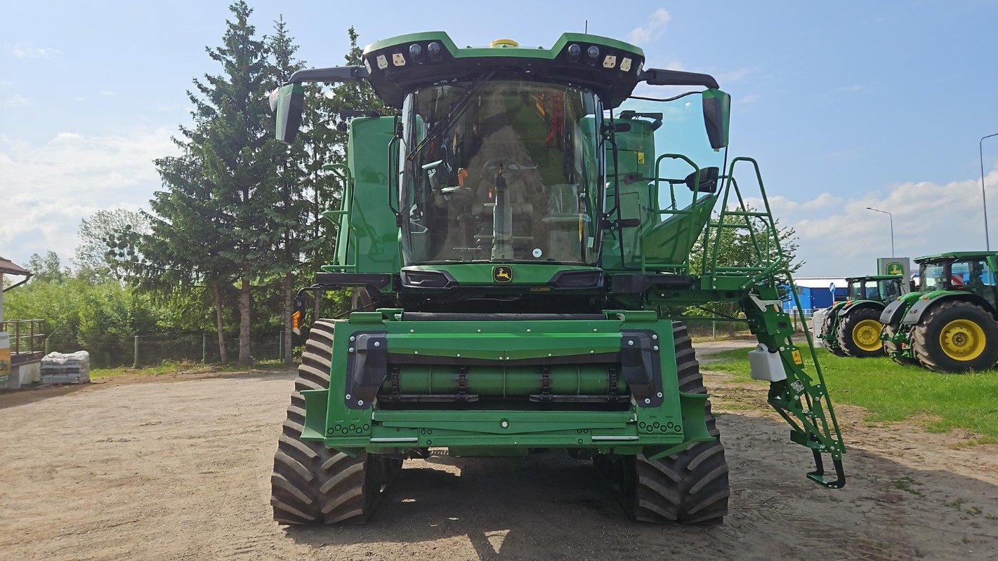 Mähdrescher des Typs John Deere X9 1100, Neumaschine in Mrągowo (Bild 9)