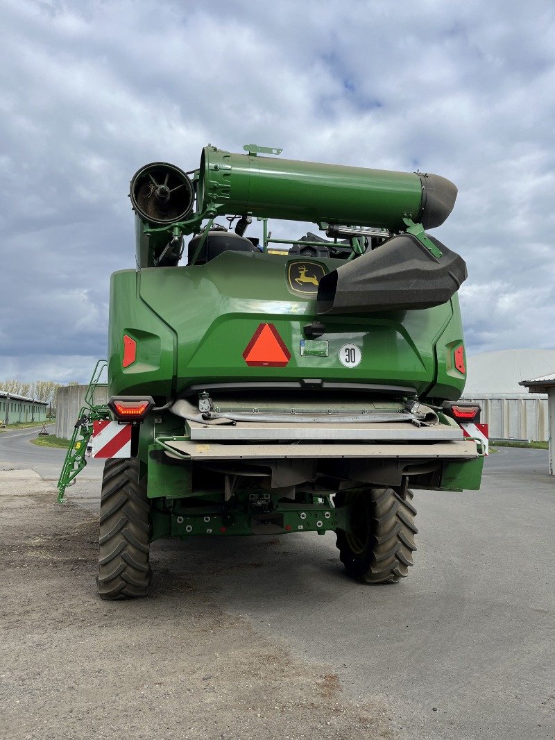 Mähdrescher des Typs John Deere X9   C 1000, Gebrauchtmaschine in Ebersbach (Bild 2)