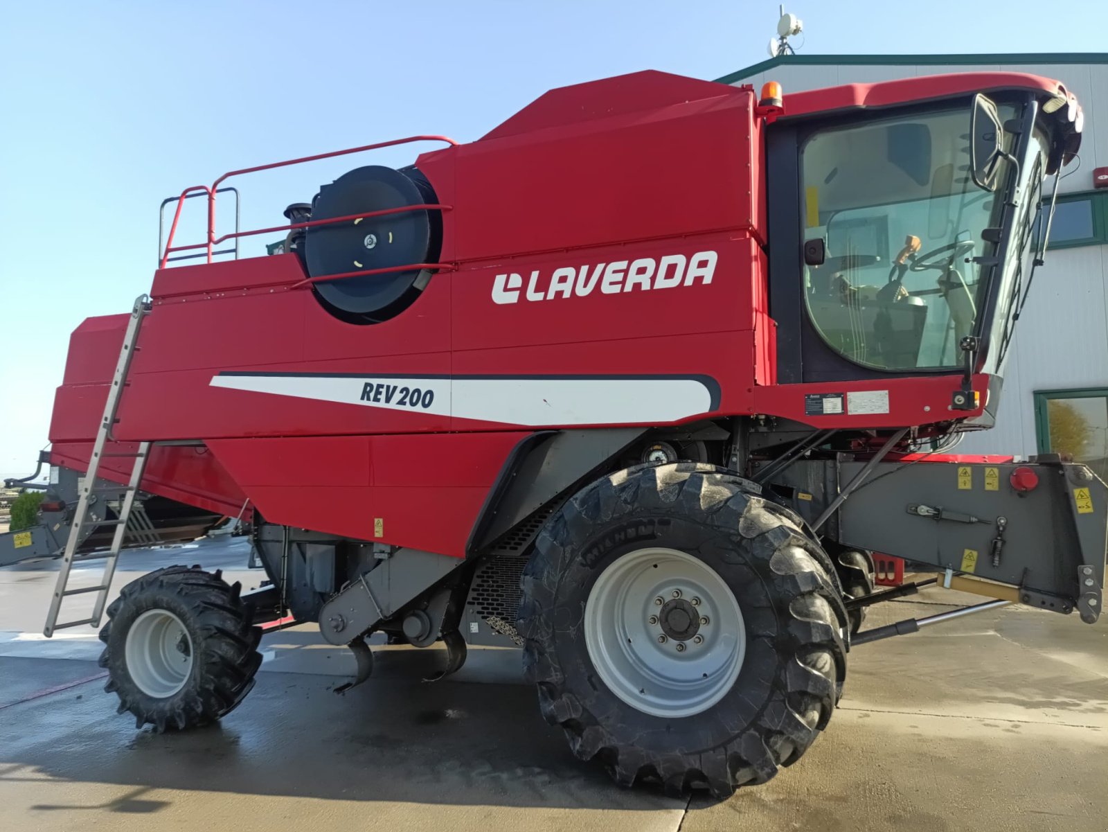 Mähdrescher от тип Laverda 200 REV, Gebrauchtmaschine в Orţişoara (Снимка 3)