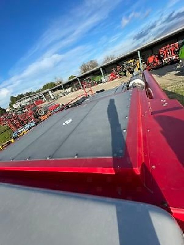 Mähdrescher des Typs Laverda AL QUATTRO TECNO, Gebrauchtmaschine in Monferran-Savès (Bild 4)