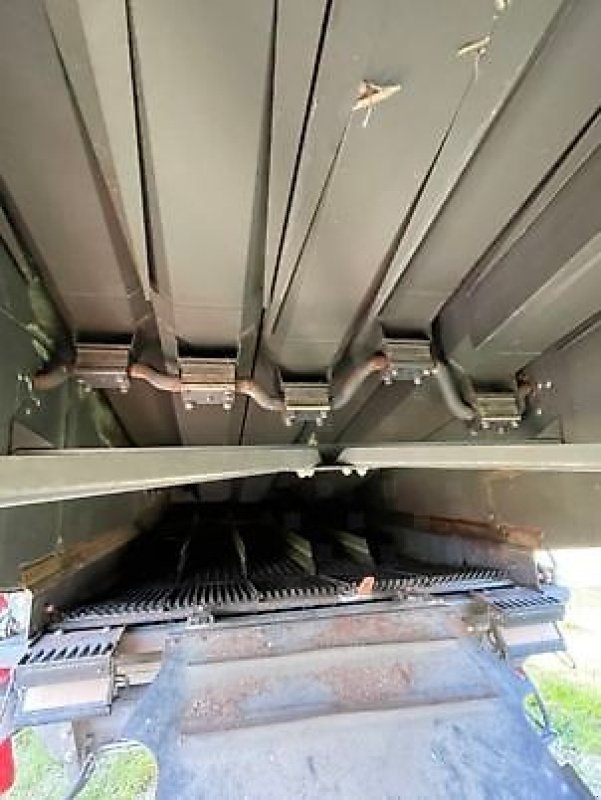 Mähdrescher des Typs Laverda AL QUATTRO TECNO, Gebrauchtmaschine in Monferran-Savès (Bild 7)