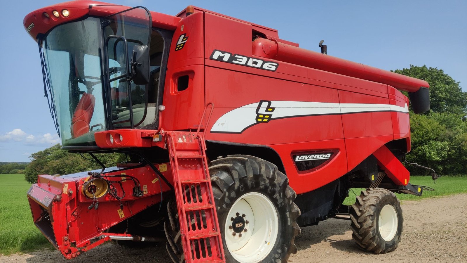 Mähdrescher des Typs Laverda M306 LAVERDA M306, Gebrauchtmaschine in Skive (Bild 1)