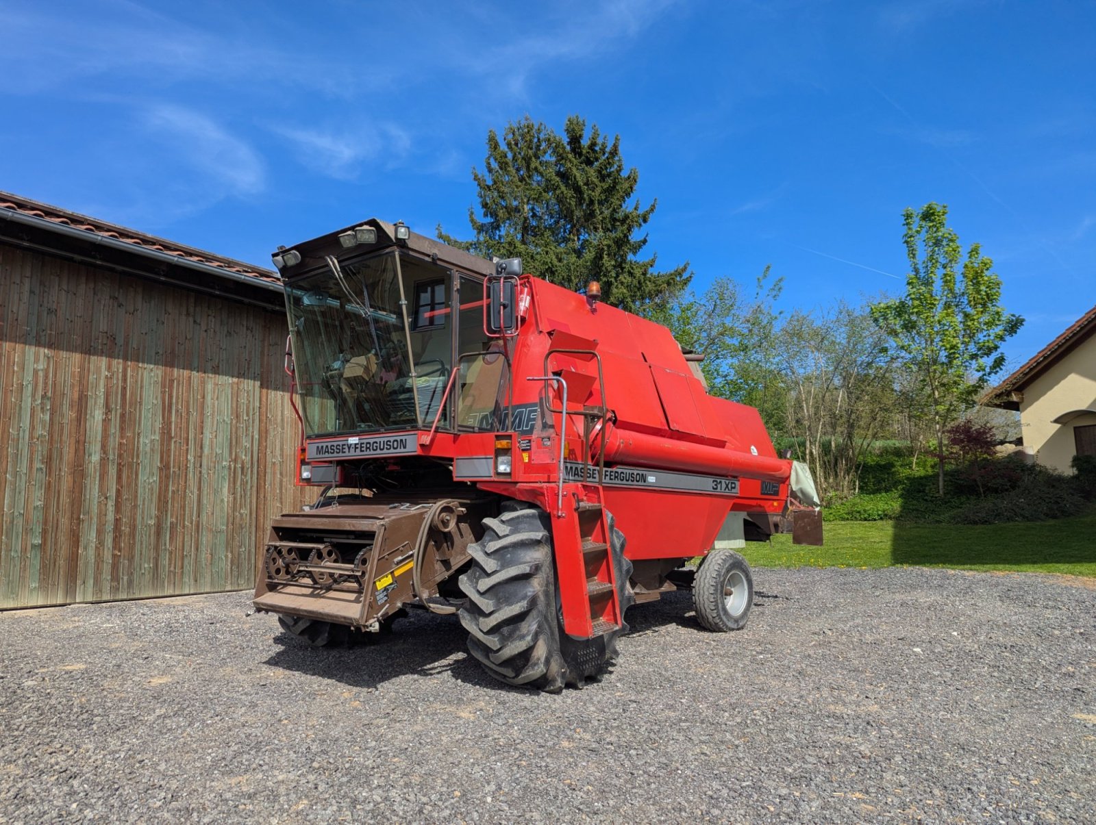 Mähdrescher van het type Massey Ferguson 31 XP, Gebrauchtmaschine in Bogen (Foto 1)