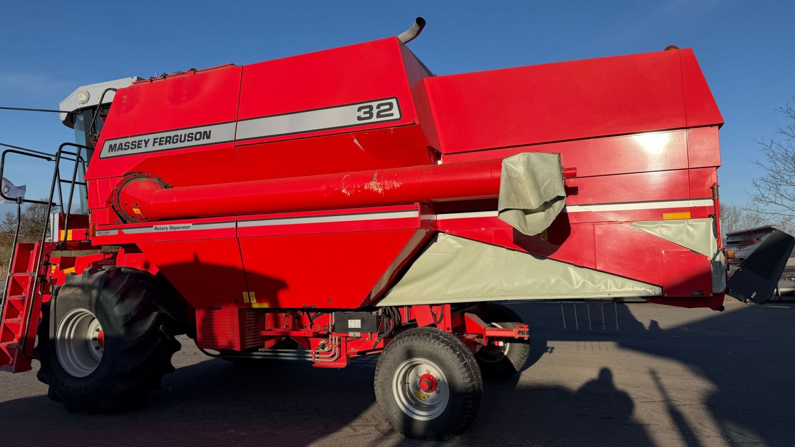 Mähdrescher типа Massey Ferguson 32RS DV II KUN 1400 TIMER!, Gebrauchtmaschine в Nørager (Фотография 4)