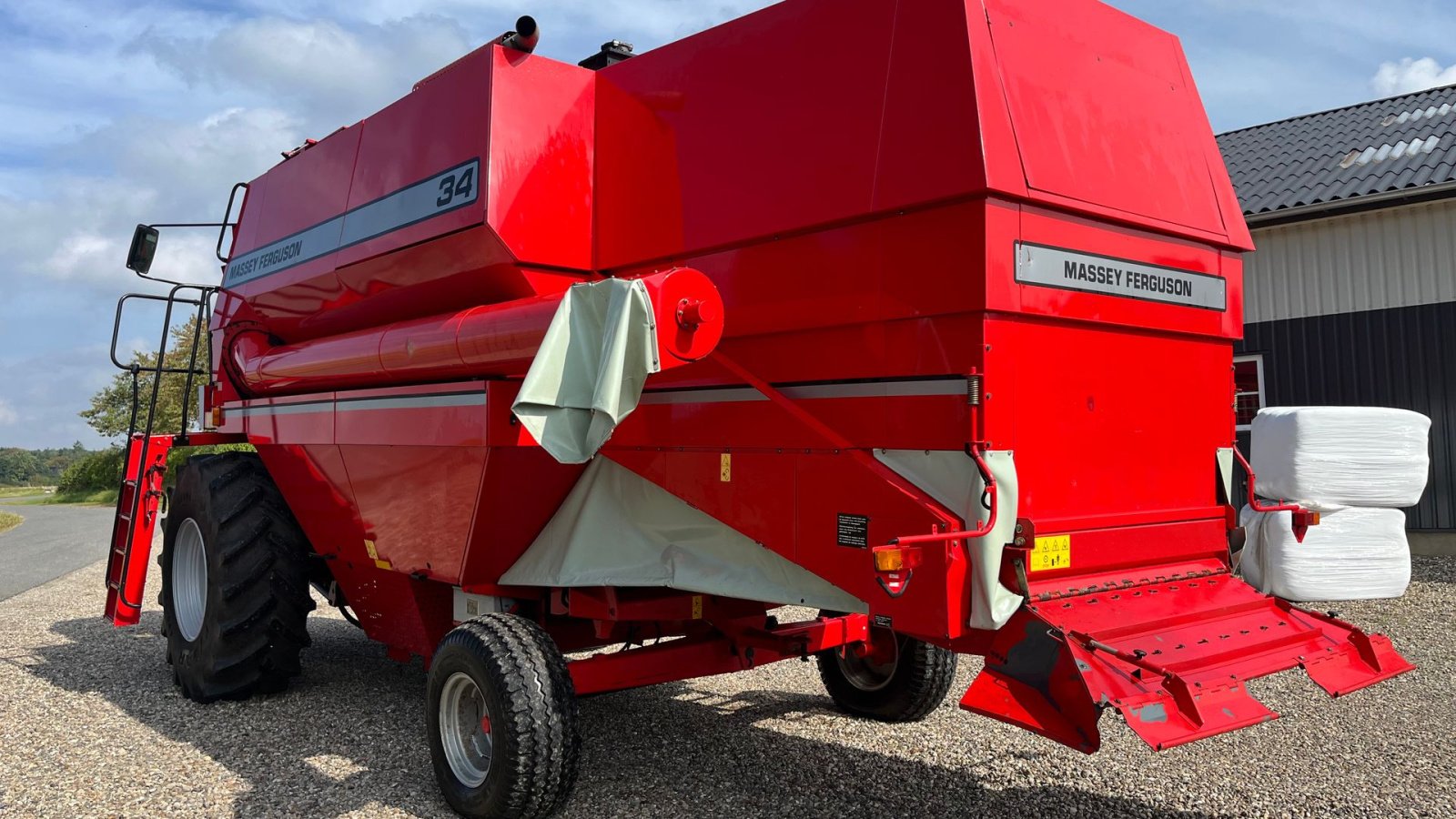 Mähdrescher del tipo Massey Ferguson 34 DV II Lavt timetal, Gebrauchtmaschine en Vejle (Imagen 3)