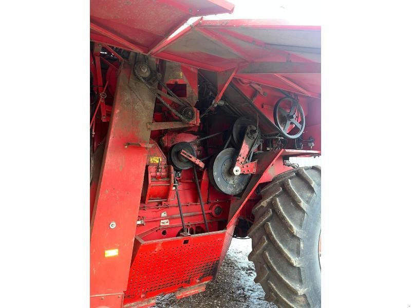 Mähdrescher tipa Massey Ferguson 34, Gebrauchtmaschine u BRAY en Val (Slika 7)