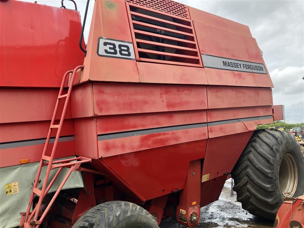 Mähdrescher del tipo Massey Ferguson 38 DV II til ophug, Gebrauchtmaschine en Rødekro (Imagen 9)