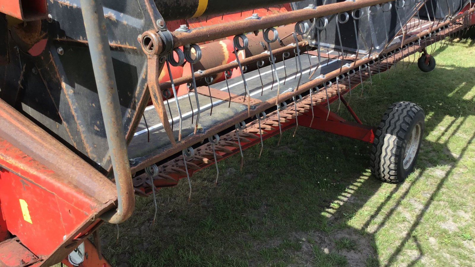 Mähdrescher del tipo Massey Ferguson 38 DV II, Gebrauchtmaschine In Bording (Immagine 6)