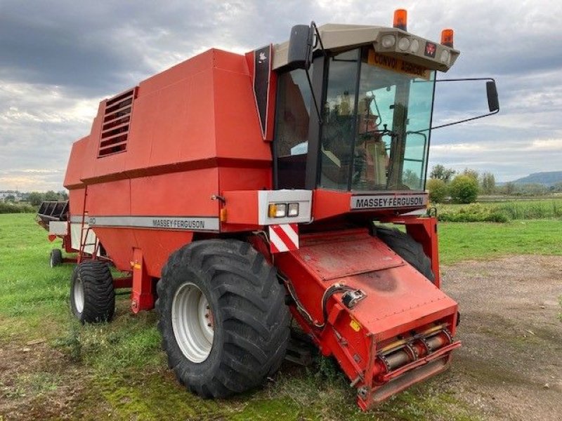 Mähdrescher tip Massey Ferguson 40, Gebrauchtmaschine in PUSEY (Poză 2)