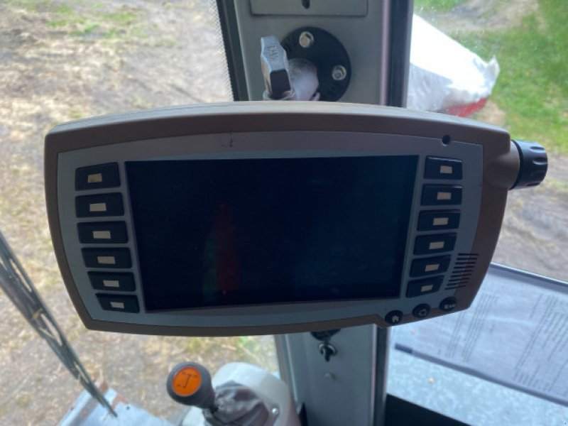 Mähdrescher des Typs Massey Ferguson 5690, Gebrauchtmaschine in Hemmet (Bild 13)