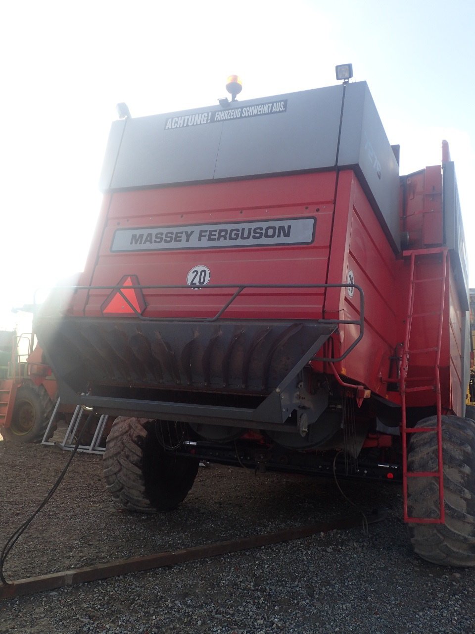 Mähdrescher des Typs Massey Ferguson 7276, Gebrauchtmaschine in Viborg (Bild 5)