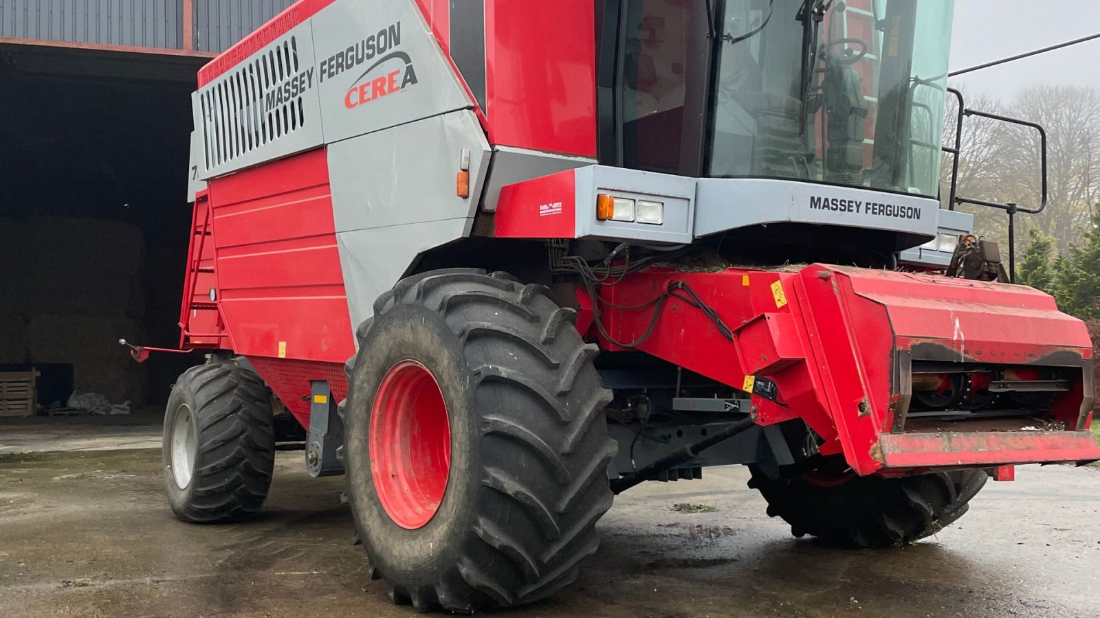 Mähdrescher Türe ait Massey Ferguson 7278 Cerea, Gebrauchtmaschine içinde Haderslev (resim 1)