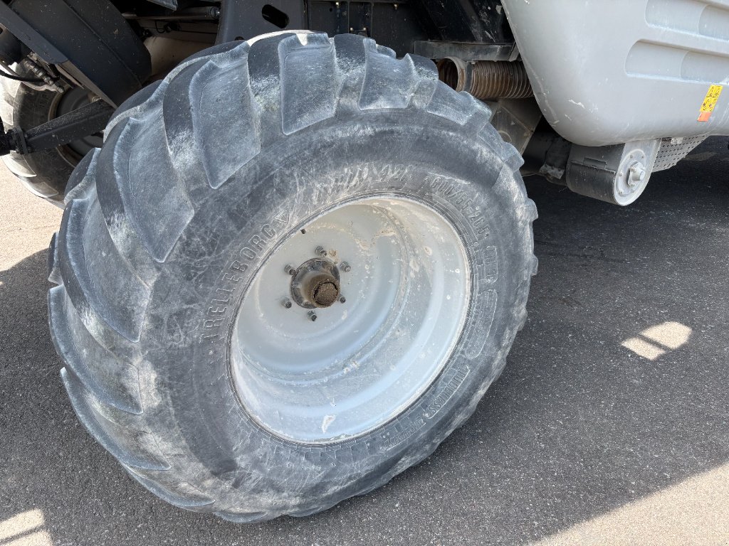 Mähdrescher типа Massey Ferguson 7280 CENTORA AL, Gebrauchtmaschine в VERT TOULON (Фотография 11)