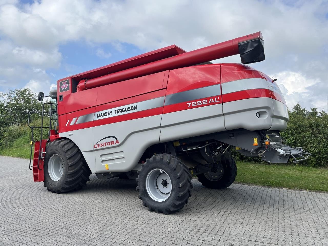 Mähdrescher Türe ait Massey Ferguson 7282 CENTORA, Gebrauchtmaschine içinde Toftlund (resim 2)