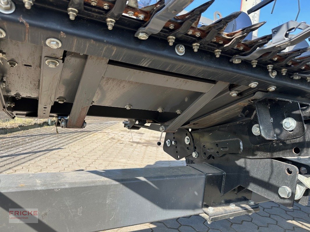 Mähdrescher des Typs Massey Ferguson 7344 Activa, Gebrauchtmaschine in Bockel - Gyhum (Bild 21)