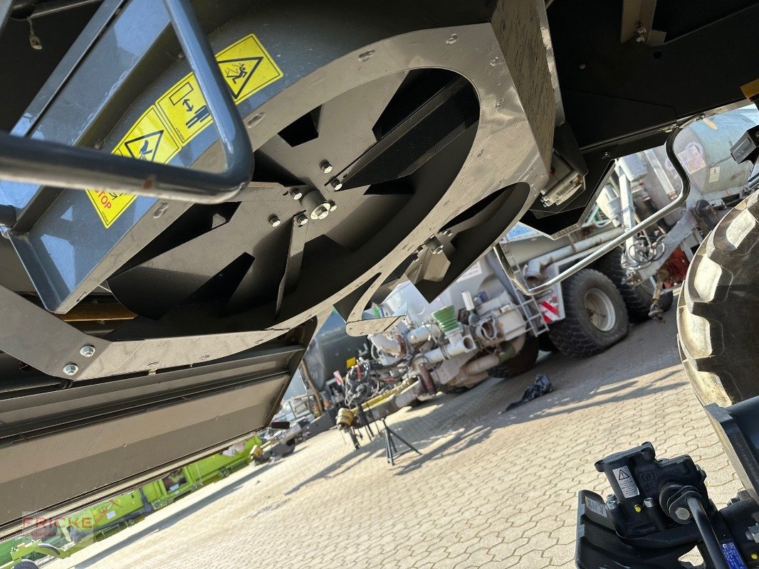 Mähdrescher of the type Massey Ferguson 7344 Activa, Gebrauchtmaschine in Bockel - Gyhum (Picture 9)