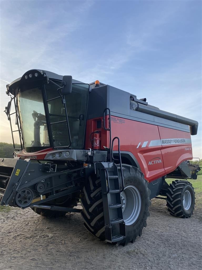 Mähdrescher tip Massey Ferguson 7345S, Gebrauchtmaschine in Sakskøbing (Poză 1)