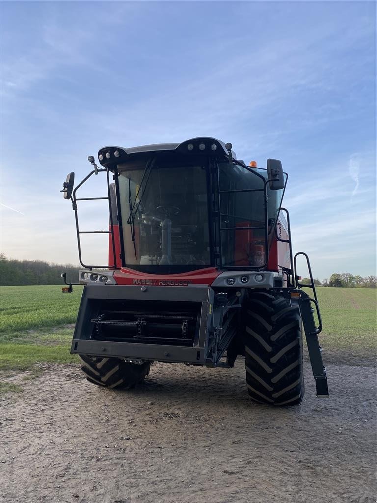 Mähdrescher tip Massey Ferguson 7345S, Gebrauchtmaschine in Sakskøbing (Poză 2)