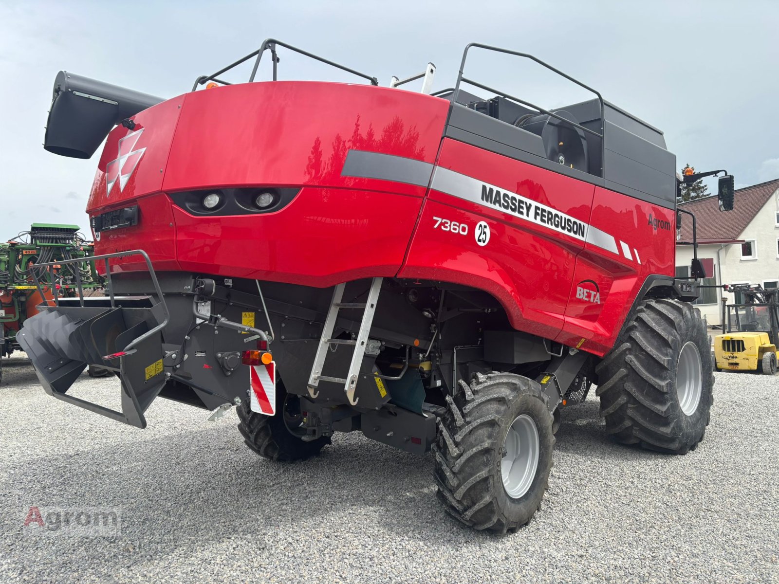 Mähdrescher от тип Massey Ferguson 7360 Beta, Neumaschine в Blaufelden-Wiesenbach (Снимка 8)