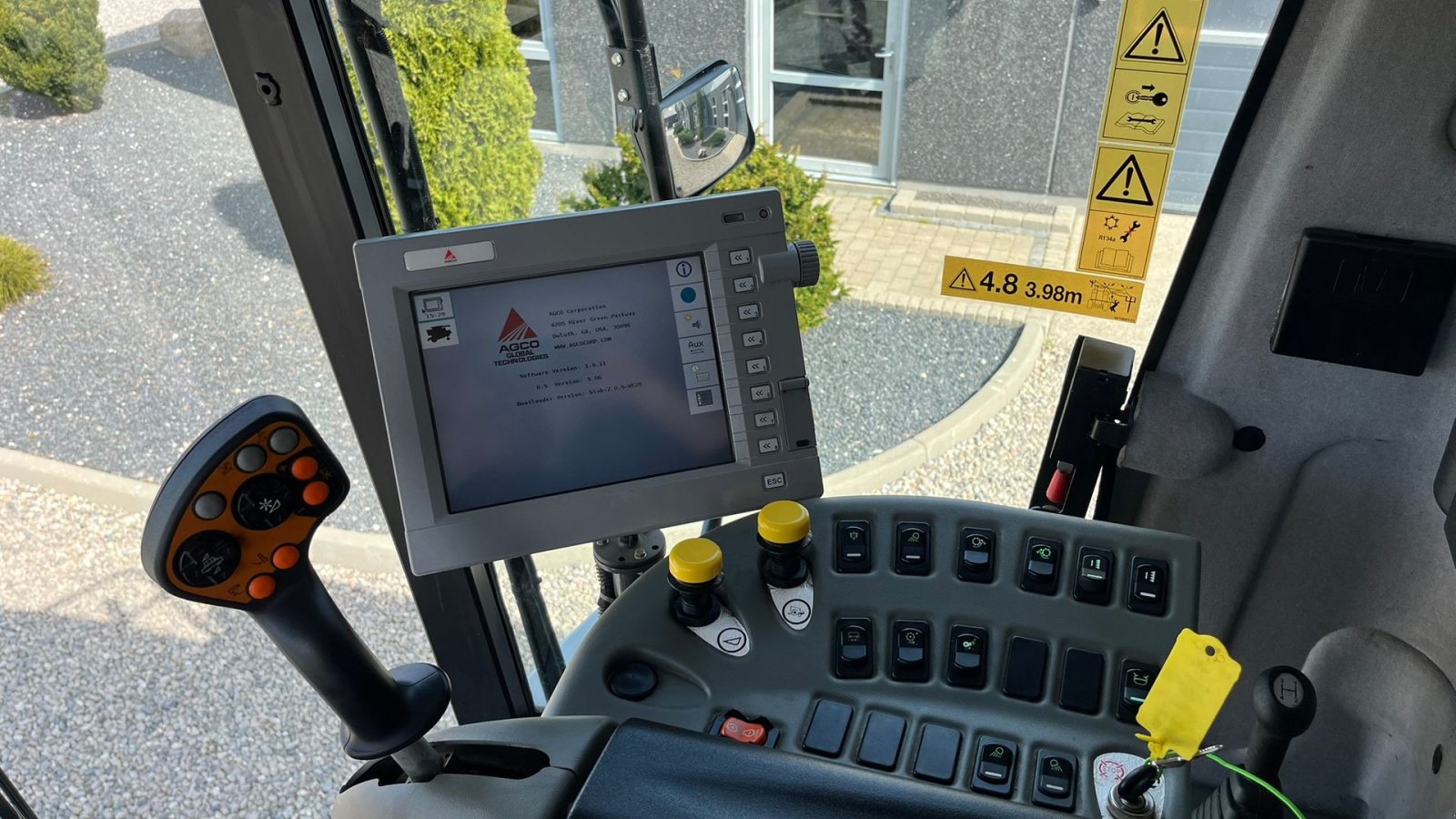 Mähdrescher of the type Massey Ferguson 7370 BETA. Gårdmaskine med kun 1080 motortimer. Med 22fod powerflov skærebord, Gebrauchtmaschine in Lintrup (Picture 9)