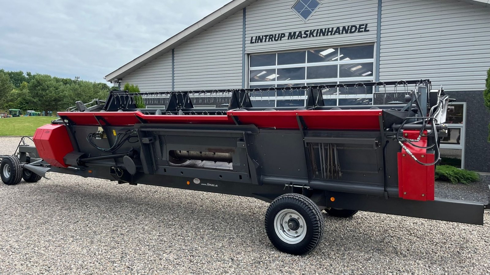 Mähdrescher of the type Massey Ferguson 7370 BETA. Gårdmaskine med kun 1080 motortimer. Med 22fod powerflov skærebord, Gebrauchtmaschine in Lintrup (Picture 24)