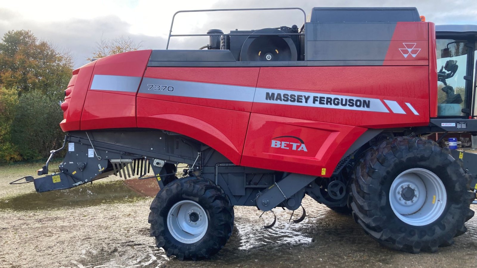 Mähdrescher del tipo Massey Ferguson 7370 Beta, Gebrauchtmaschine In Skive (Immagine 4)