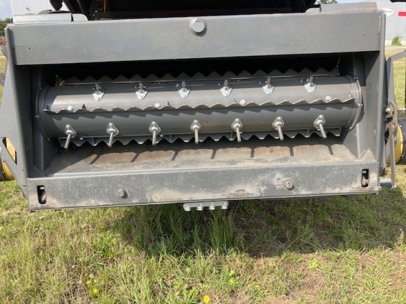 Mähdrescher des Typs Massey Ferguson 7370 Beta, Gebrauchtmaschine in Gadenstedt (Bild 3)