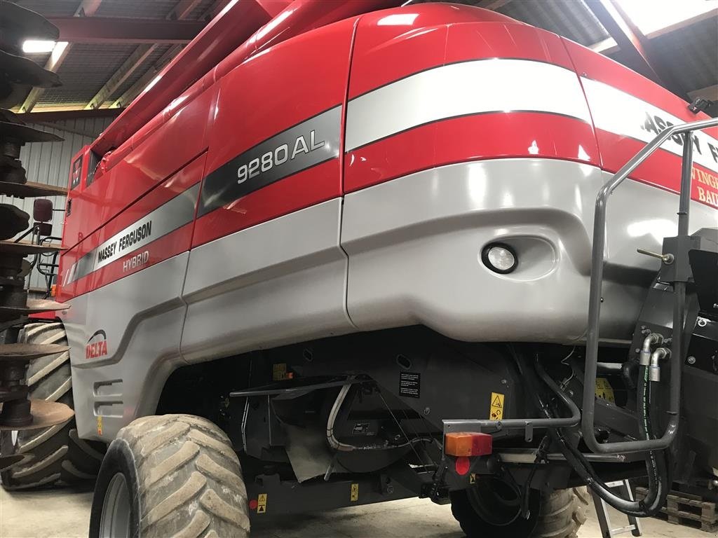 Mähdrescher of the type Massey Ferguson 9280 AL Delta, Gebrauchtmaschine in Sakskøbing (Picture 12)
