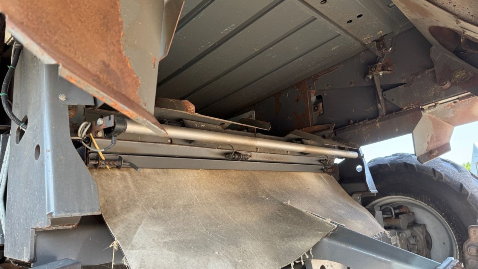 Mähdrescher typu Massey Ferguson 9280 DELTA HYBRID 4WD-30 FODS, Gebrauchtmaschine v Hadsten (Obrázek 7)