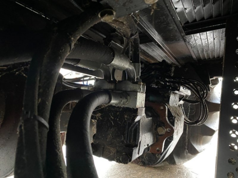 Mähdrescher des Typs Massey Ferguson 9280, Gebrauchtmaschine in Hemmet (Bild 7)