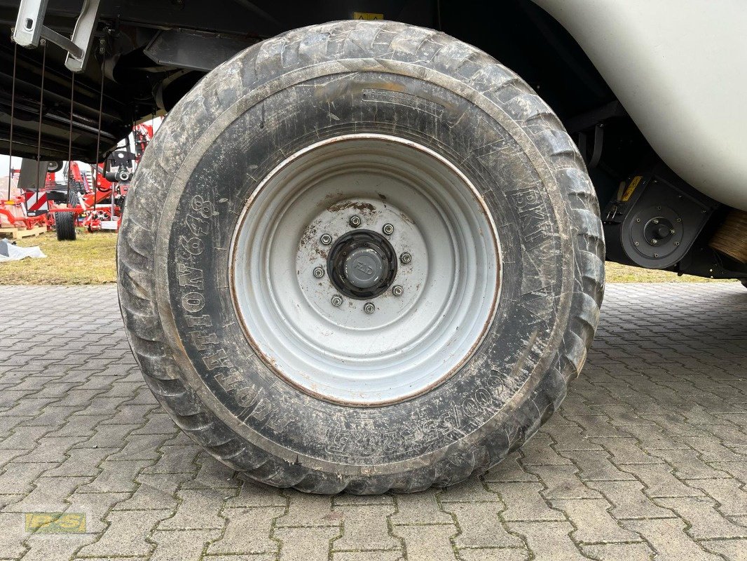 Mähdrescher des Typs Massey Ferguson 9280, Gebrauchtmaschine in Neustadt Dosse (Bild 12)