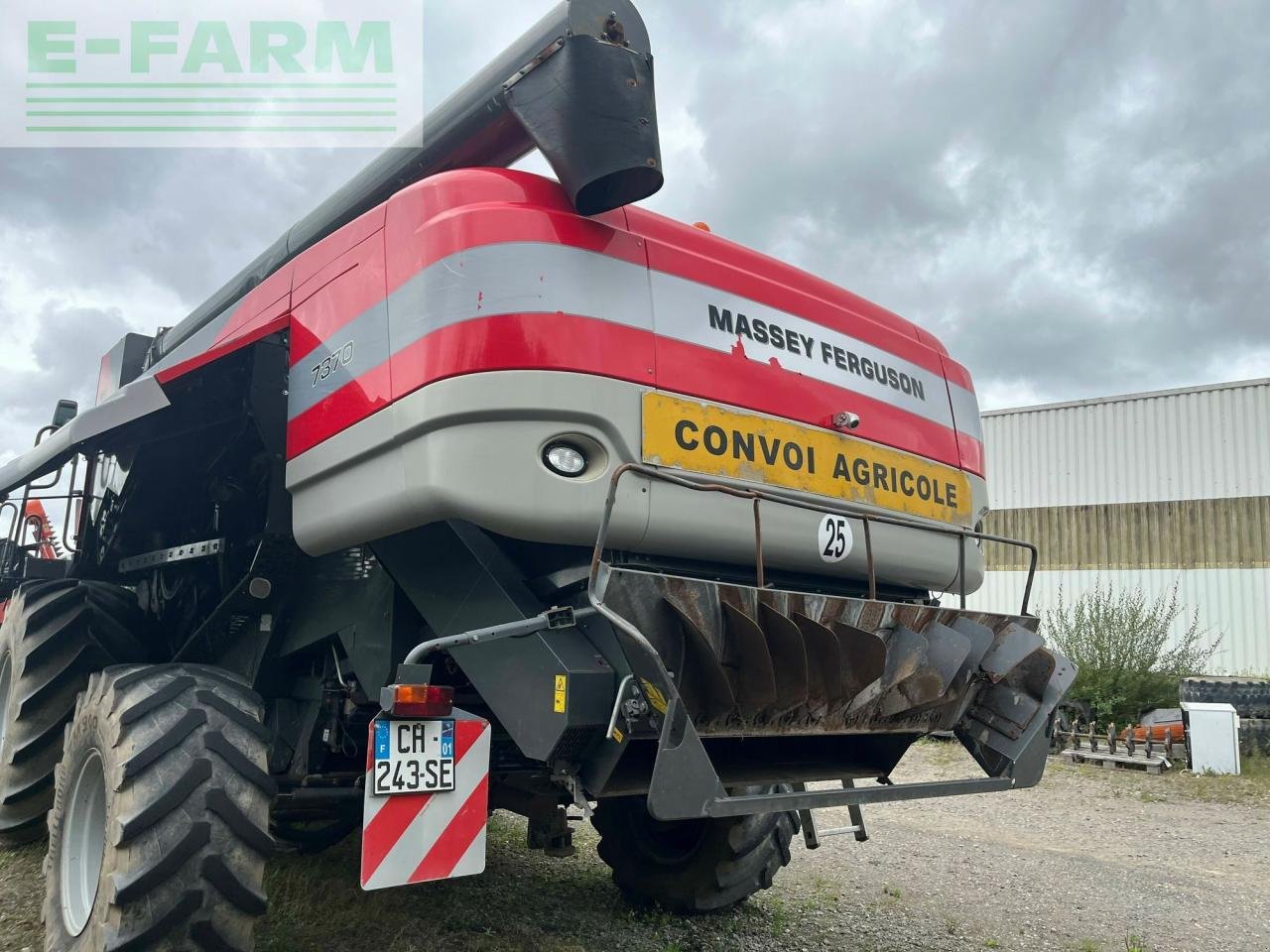 Mähdrescher typu Massey Ferguson beta 7370 pl, Gebrauchtmaschine v PONTIVY (56 - MORBIHAN) (Obrázek 3)