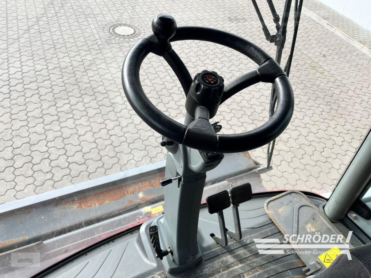 Mähdrescher Türe ait Massey Ferguson BETA 7370 + SCHNEIDWERK 6,80M, Gebrauchtmaschine içinde Leizen (resim 20)