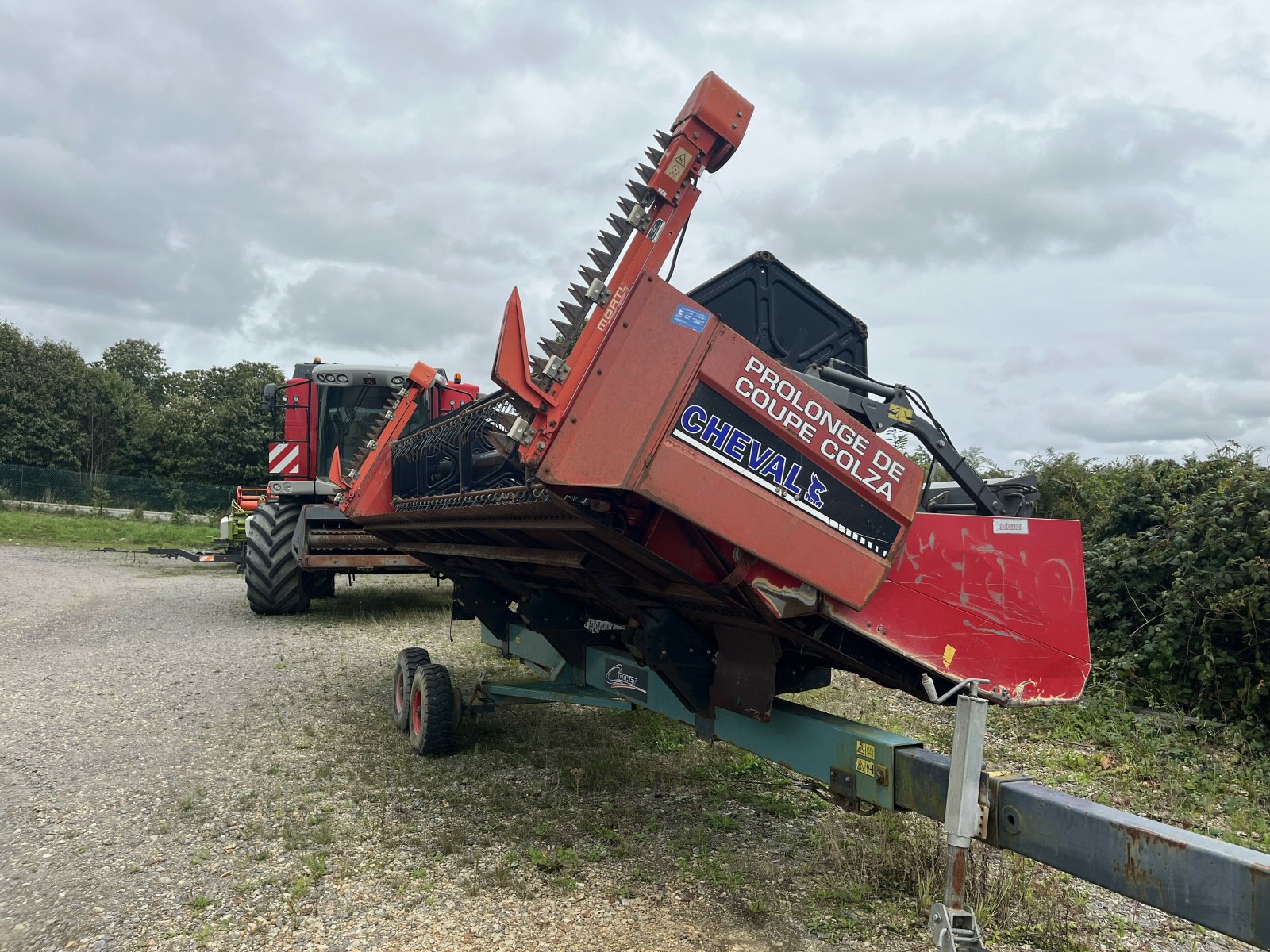 Mähdrescher typu Massey Ferguson BETA 7370, Gebrauchtmaschine v PONTIVY (Obrázek 9)