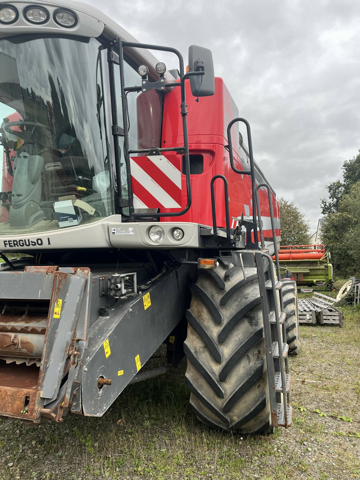 Mähdrescher typu Massey Ferguson BETA 7370, Gebrauchtmaschine v PONTIVY (Obrázek 8)